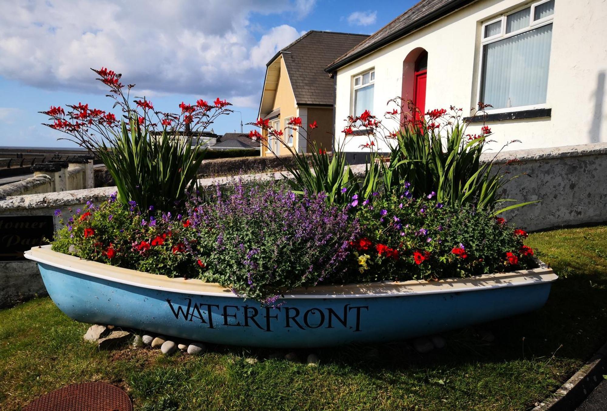 Отель Waterfront House & Restaurant Инишкрон Экстерьер фото