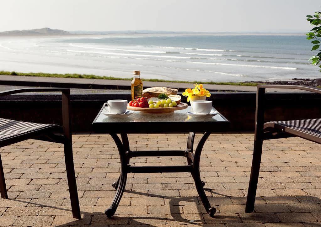 Отель Waterfront House & Restaurant Инишкрон Экстерьер фото